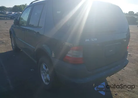 1998 Mercedes-Benz Ml 320 Classic z USA, uszkodzony, nr VIN 4JGAB54E5WA001628